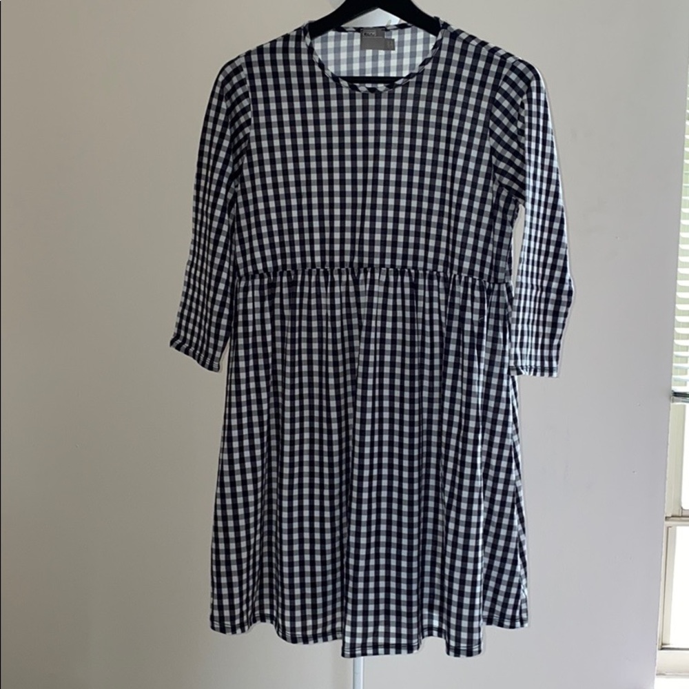 Gingham Pattern Dress - Picture 3 of 3